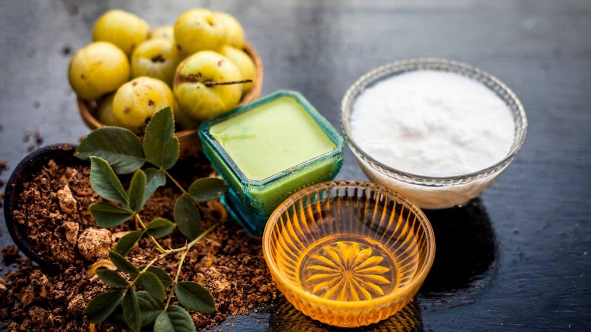 amla and curd for beautiful hair