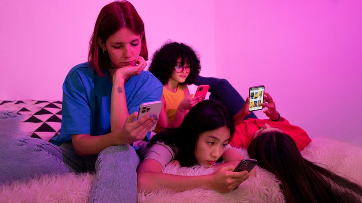 Tips To Parents: How To Keep Your Child Away From Mobile 