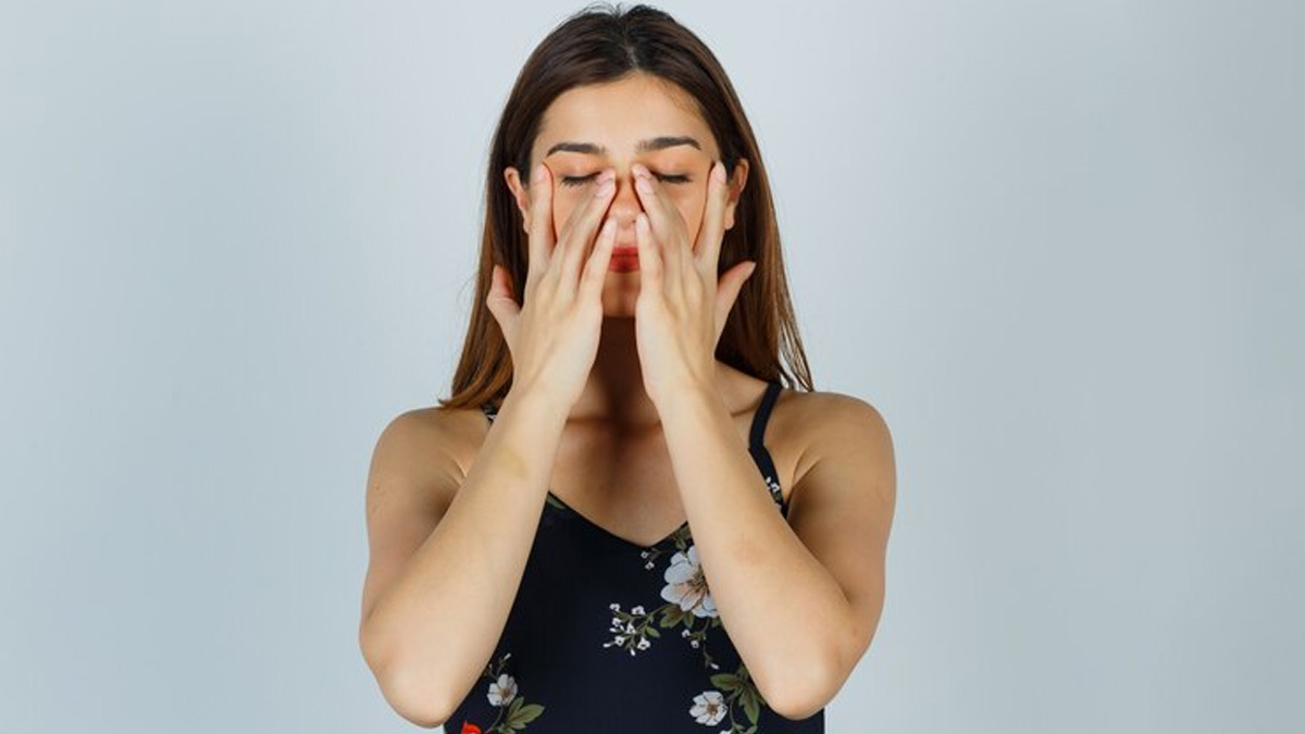 Do You Breathe Through Only One Nostril?  ENT Specialist Explains Possible Reasons