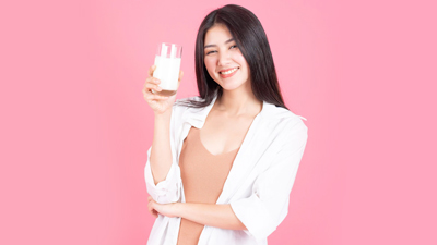 100 ml दूध की न्‍यूट्र‍िशनल वैल्‍यू क्‍या है? एक्‍सपर्ट से जानें रोजाना ताजा दूध पीने के फायदे 