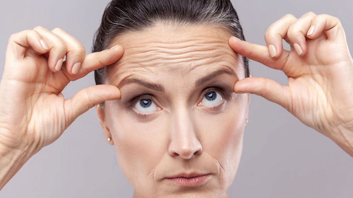 Dealing With Wrinkles?  Here's The Causes, Tips To Delay Their Progression