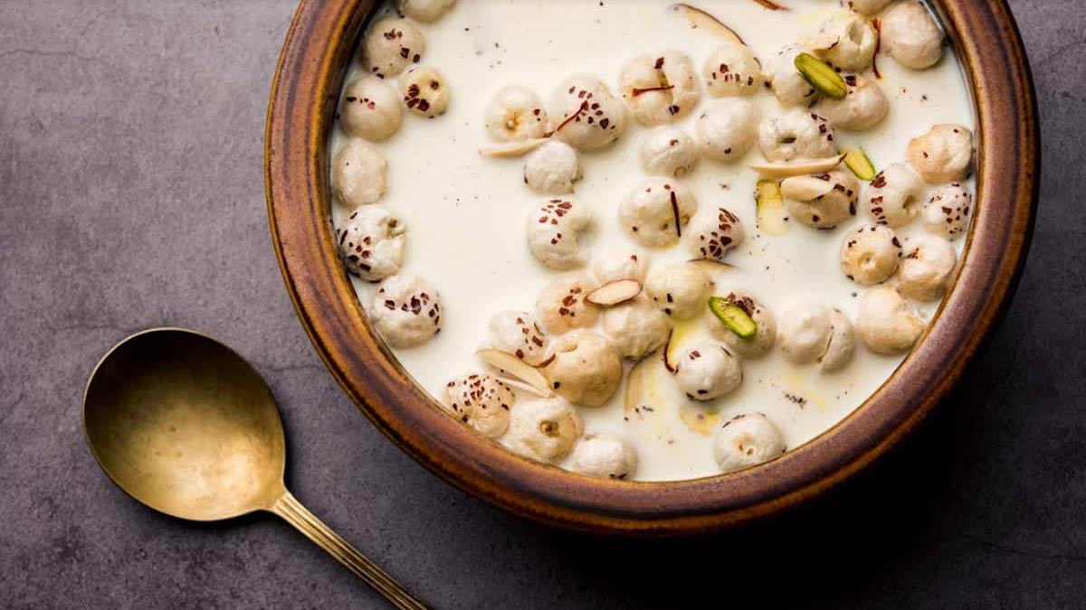 makhana soaked in milk