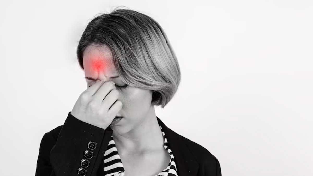 Dealing With Sinus Headaches? Here's How You Can Manage It
