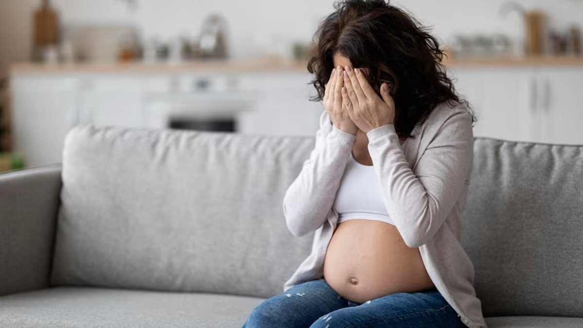 Dear Preggers Taking Stress Can Harm Your Unborn Baby Here s 