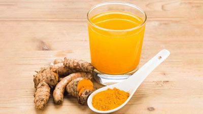 मानसून में पिएं हल्दी से बनी ये 5 ड्रिंक्स, बूस्ट होगी इम्यूनिटी और बीमारियां रहेंगी दूर