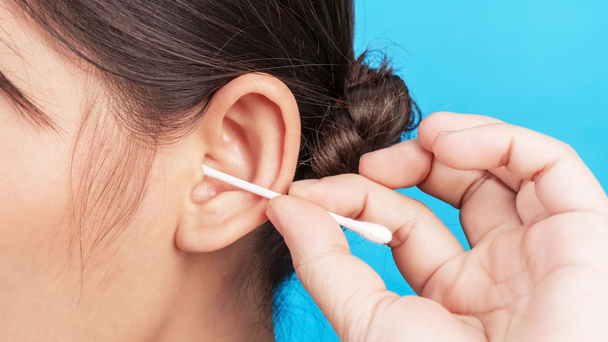 ear infection symptoms 