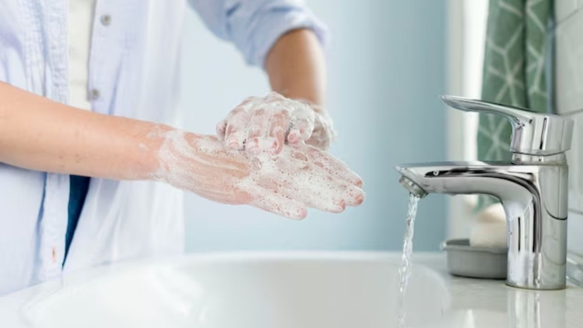 Tips To Maintain Personal Hygiene During Monsoon