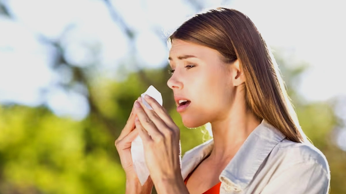 Causes-Of-Sore-Throat-During-Monsoon-Allergy