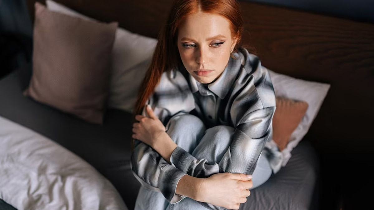 signs of loneliness