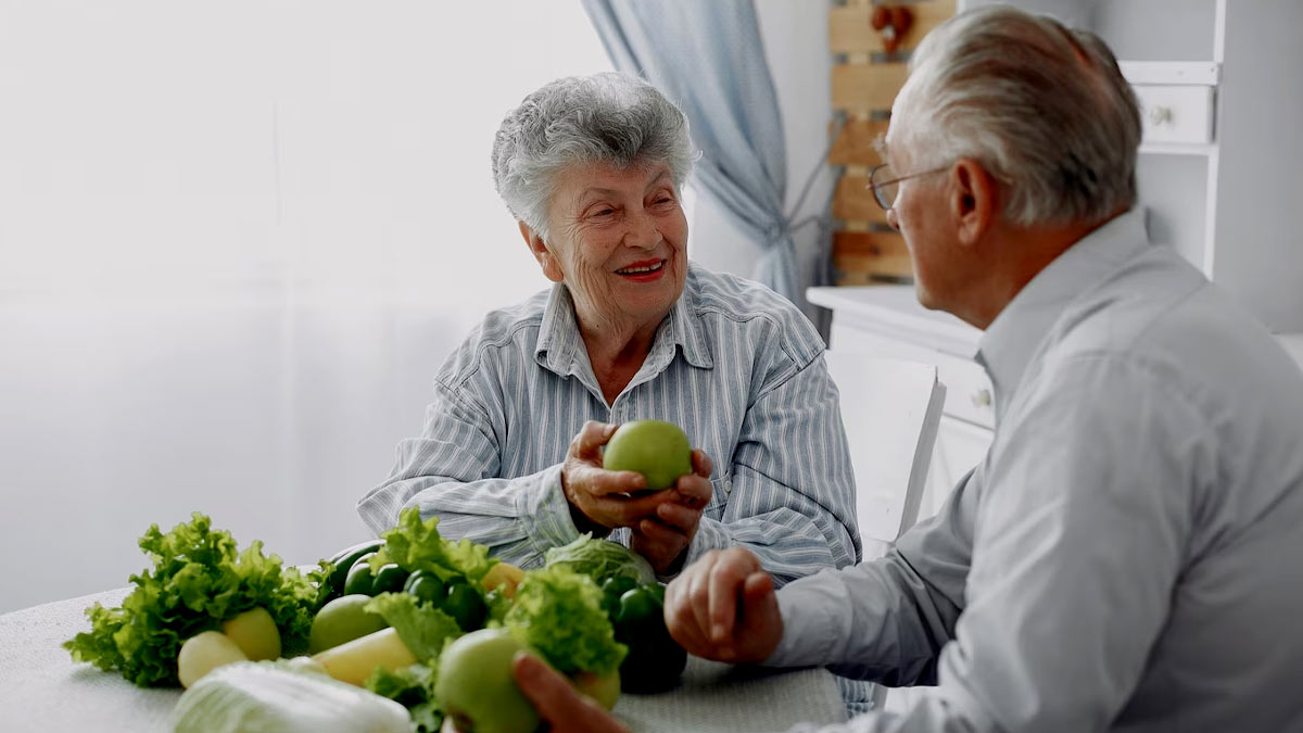 Monsoon Diet For Elderly Foods To Eat And Avoid During Rainy Season