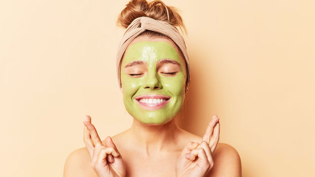 tulsi and ashwagandha face pack for skin pigmentation