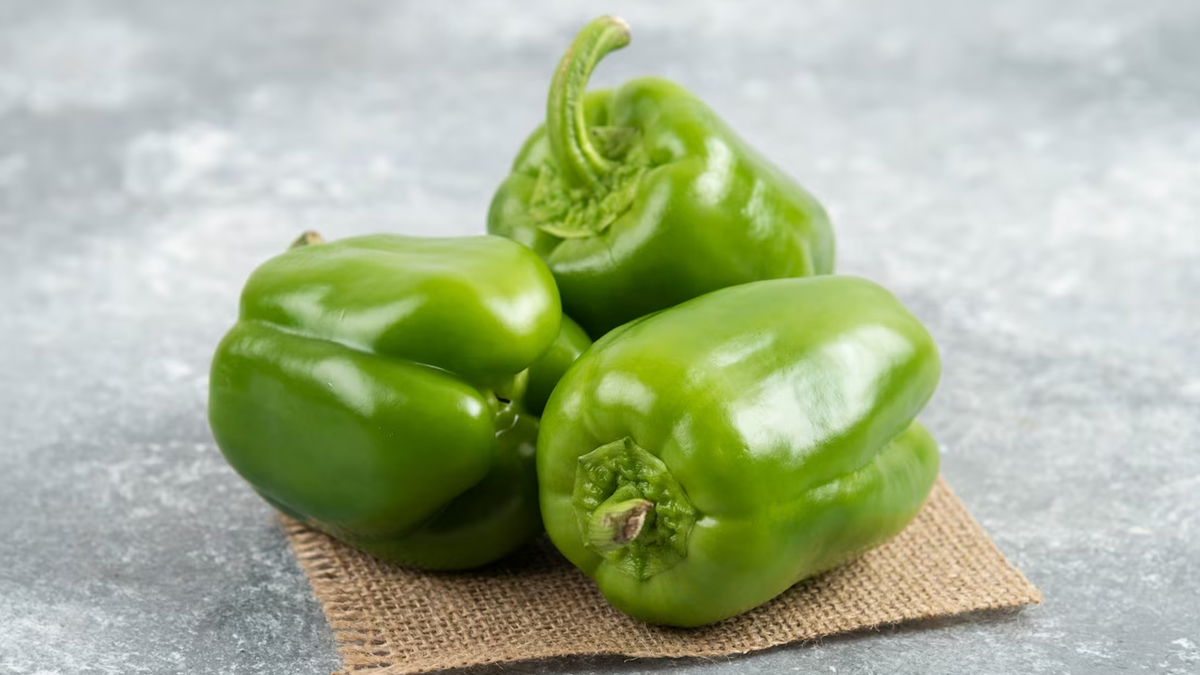 green capsicum for weight loss in hindi