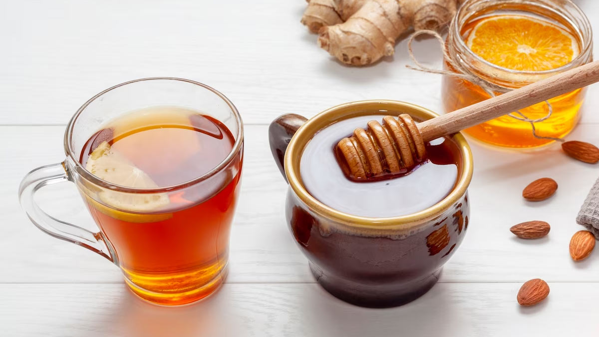 Drinking Honey In Hot Water Side Effects in hindi