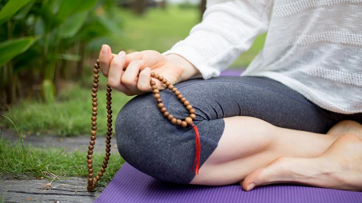 Health-Benefits-of-Prana-Mudra-ins2