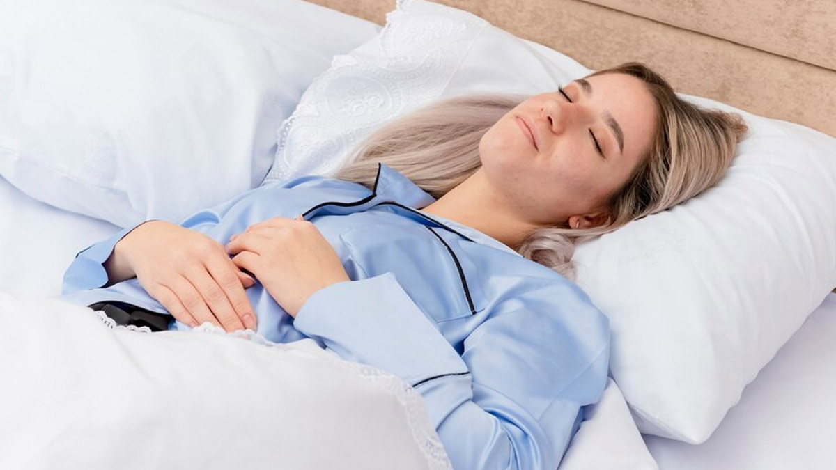 From Sleep Deprivation To Excessive Snoring: Expert Lists Sleeping ...