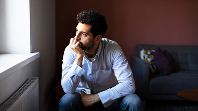 मॉनसून के दौरान क्यों महसूस होता है तनाव? जानें इसके कारण और बचाव के उपाय