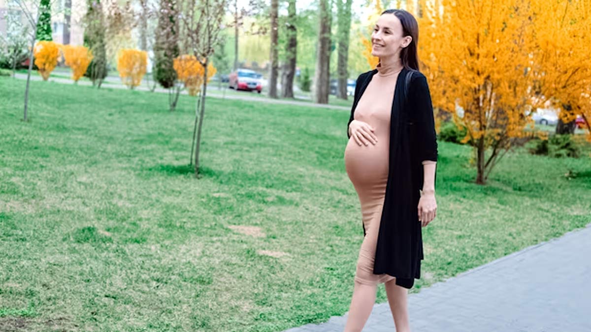 pregnant-woman-walking