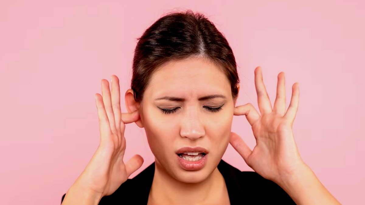 Tinnitus: Symptoms, causes, and treatment
