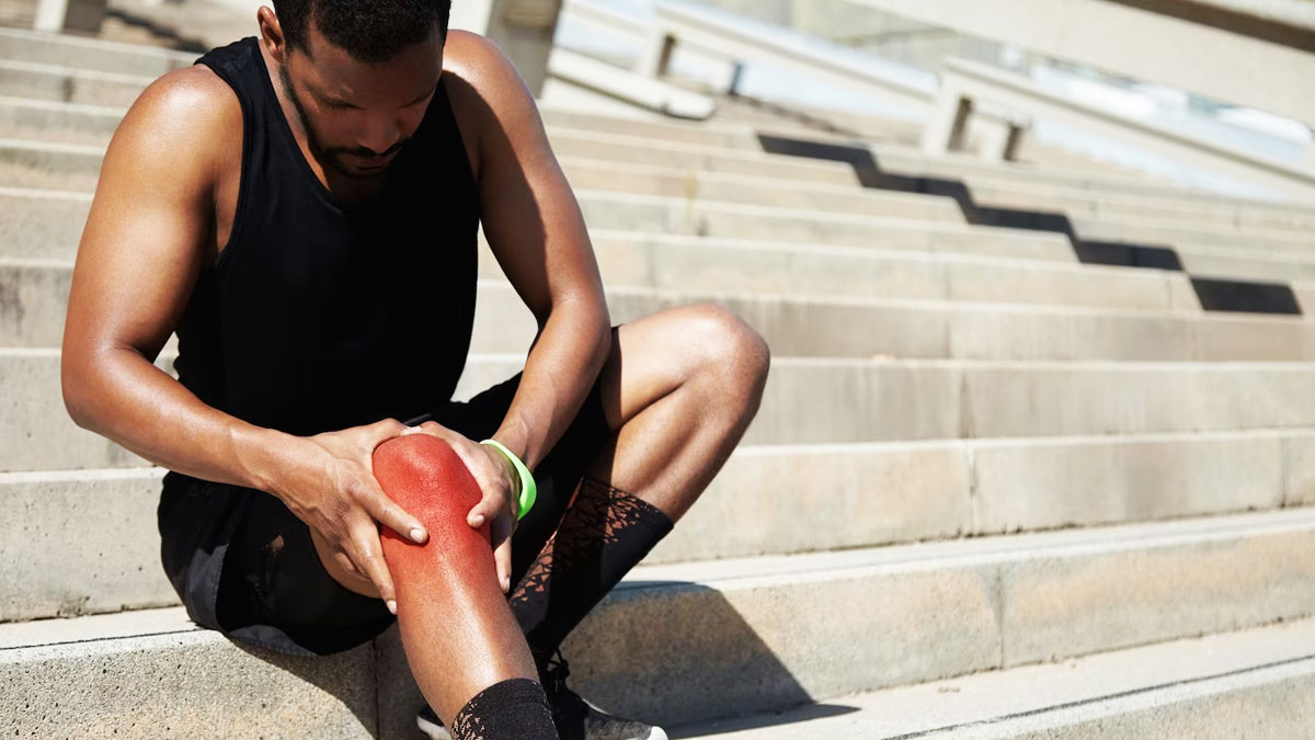 habits cause joint pain in hindi