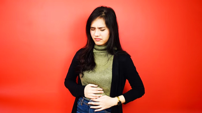 Period Bloating: पीरियड्स शुरू होते ही पेट फूलने लगता है? अपनाएं ये घरेलू उपाय