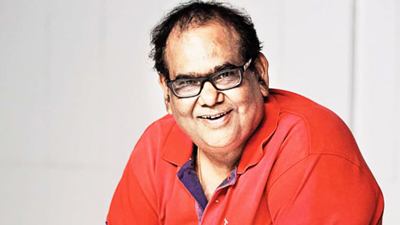 Satish Kaushik Death: हार्टअटैक से हुआ सतीश कौशिक का निधन, अनुपम खेर समेत कई सेलेब्स का छलका दर्द