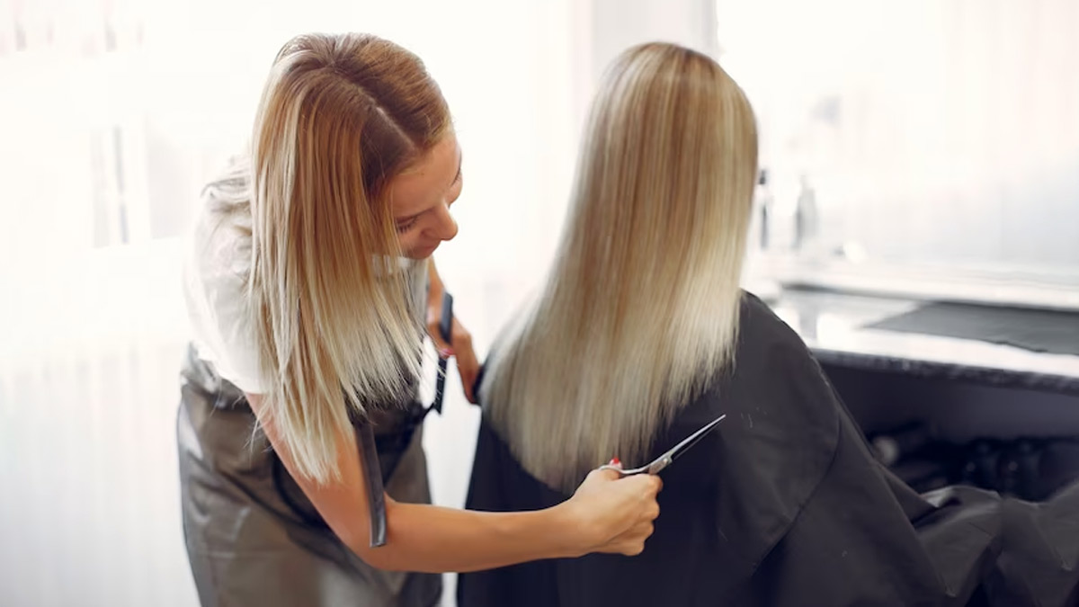 Tips To Maintain Shiny Straight Hair