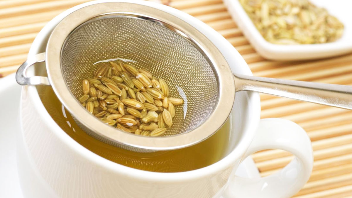 पेट में गैस बनने पर इन 4 तरीकों से करें सौंफ का सेवन, जल्द मिलेगा आराम how to use fennel seeds