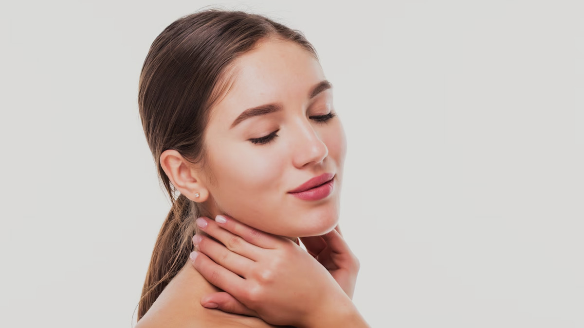 ऑयली स्किन वाले लगाएं बेसन, दही और नमक से बना ये खास स्क्रब, खिलाखिला