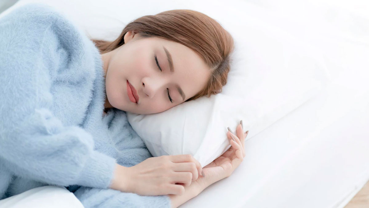 Waking up Suddenly at Night Causes Connection with Health in Hindi