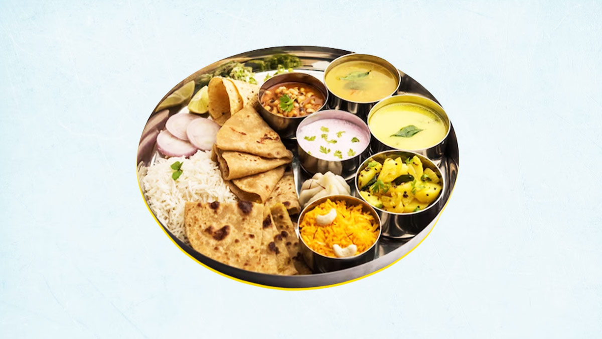 कैसी होनी चाहिए संतुलित खाने की थाली? डायटीशियन Rujuta Diwekar से जानें क्या कितना खाएं