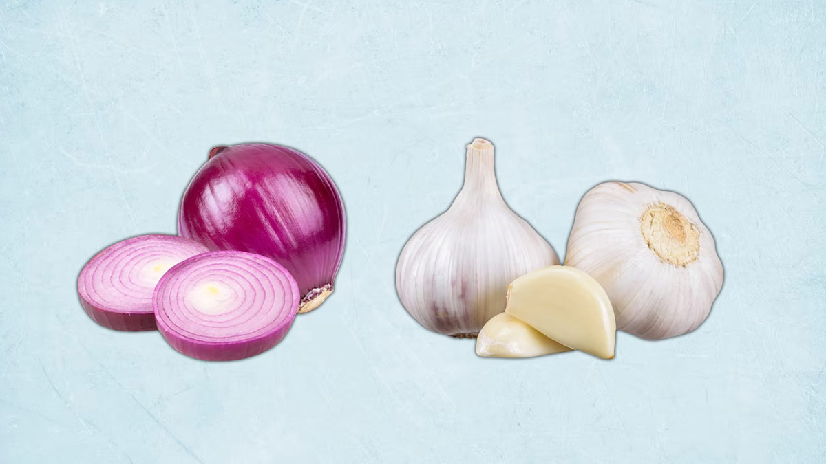 Onion-Hair-Masks-For-Dandruff