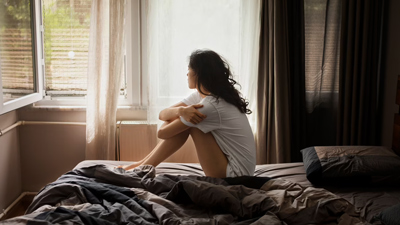 डिप्रेशन से जूझ रहे हैं तो इन 5 तरीकों से करें दिन की शुरुआत, मानसिक रूप से रहेंगे शांत