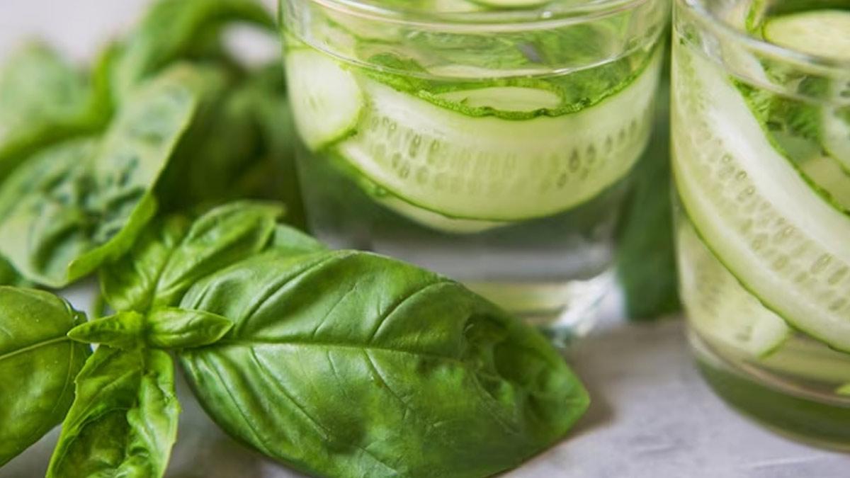Boiled Spinach Water Benefits In Hindi