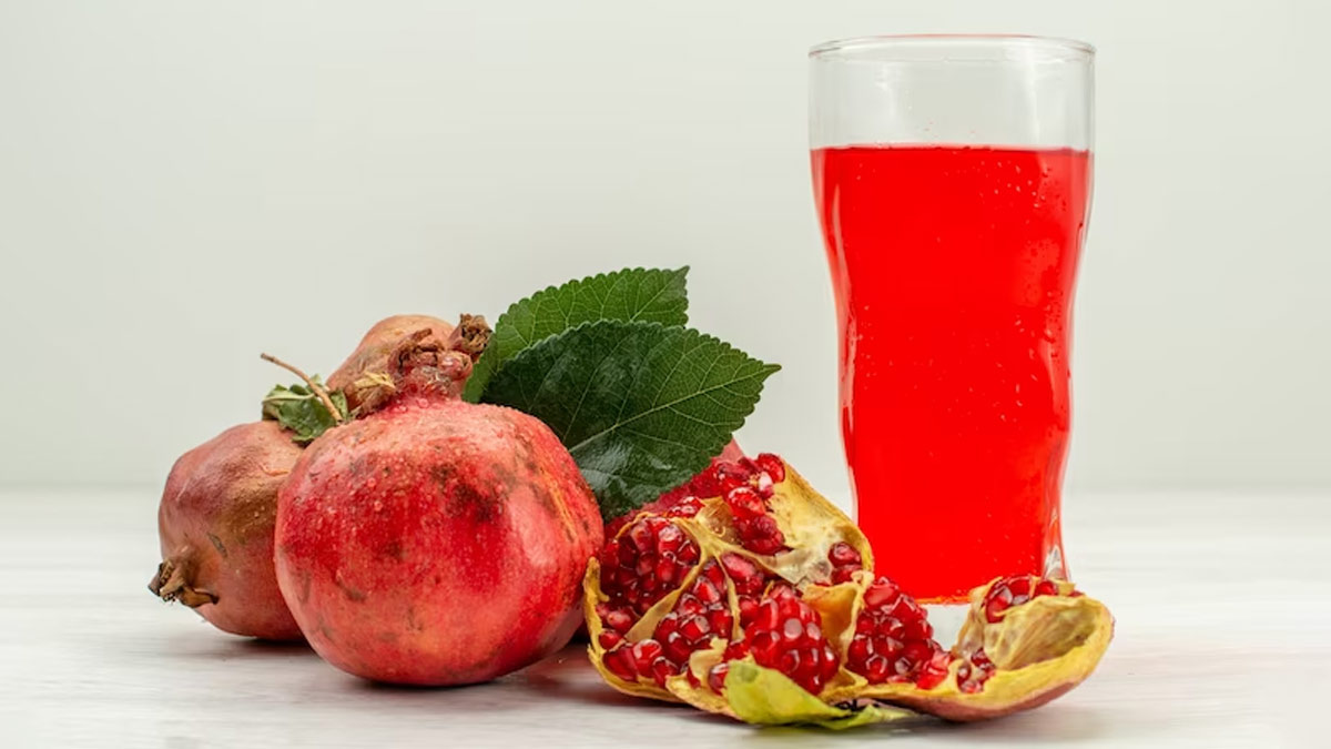 Pomegranate juice outlet benefits for skin