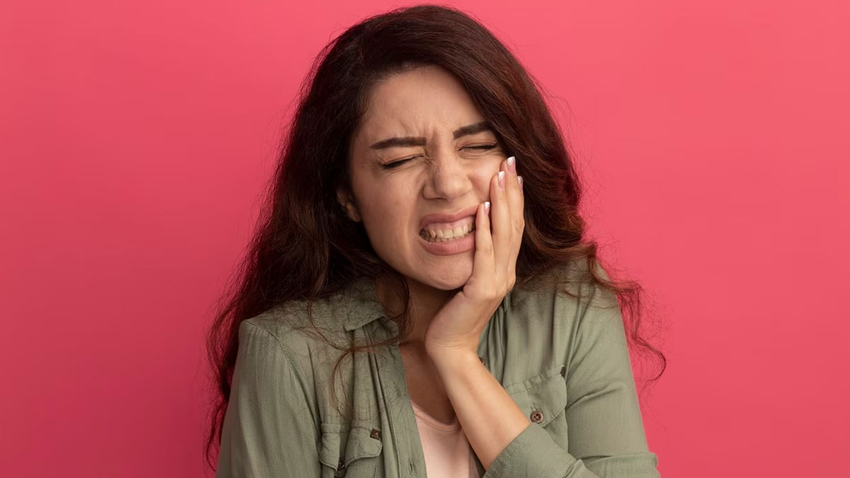 pericoronitis in hindi