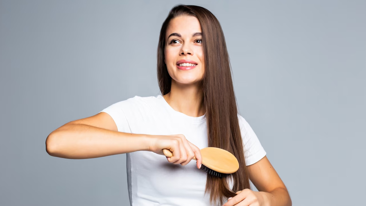 how to detangle hair after shampoo
