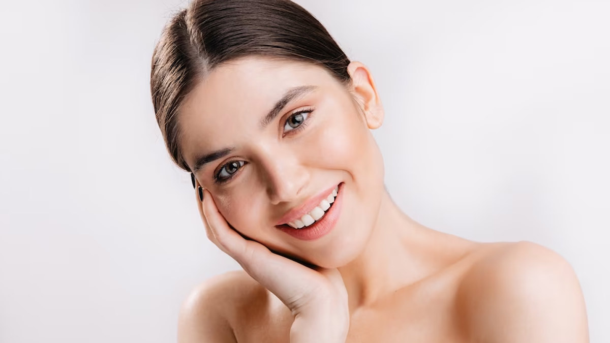 How To Use Urad Dal For Skin Whitening