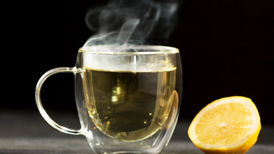 हफ्ते भर नींबू पानी पीने से क्‍या शरीर में कोई बदलाव आता है? जानें एक्‍सपर्ट से 