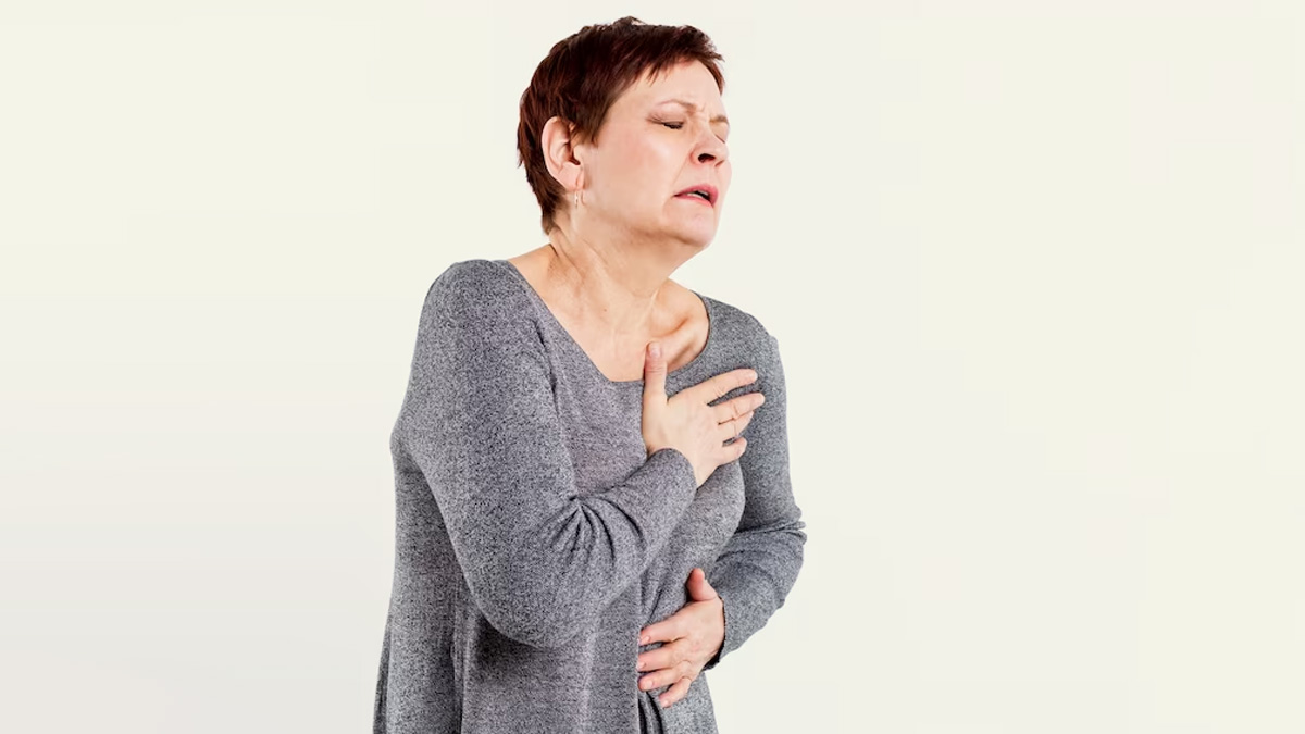 Symptoms Of Heart Attack Women Should Not Ignore Onlymyhealth Symptoms Of Heart Attack Women Should Not Ignore Onlymyhealth