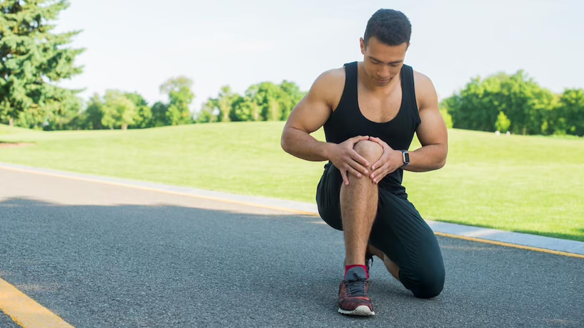 Do You Have Knee Pain While Running? Here's What It Could Mean