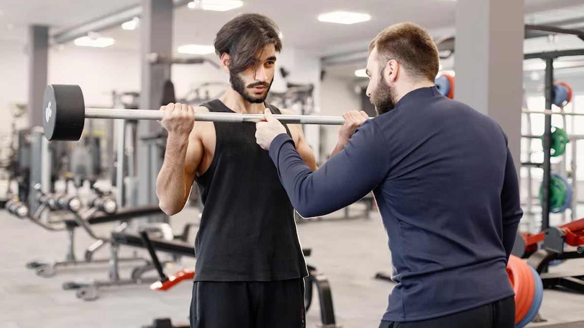How To Spot ‘Bro Science’: 6 Tips To Identify Fitness Advice That Lacks Scientific Backing
