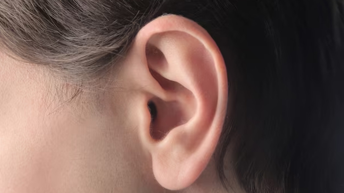 कान के बाहरी ह‍िस्‍से में खुजली क्‍यों होती है? डॉक्‍टर से जानें कारण और घरेलू उपाय 