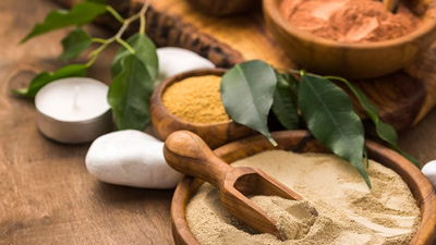 नहाने के लिए घर पर तैयार करें हर्बल बाथ पाउडर, स्किन बनेगी सॉफ्ट और ग्लोइंग