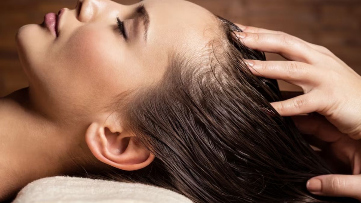 Rosemary Oil With Lavender Oil For Healthy Hair