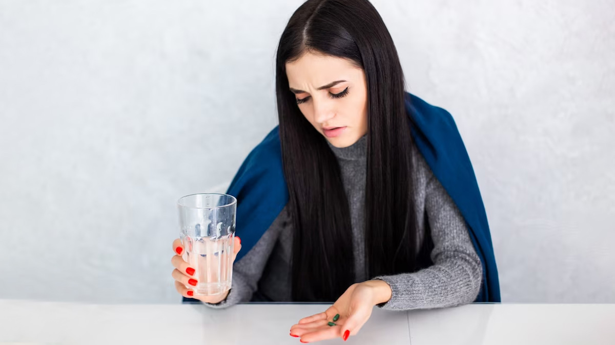 If You're Suffering From Acidity, Here's The Right Way To Take Antacids