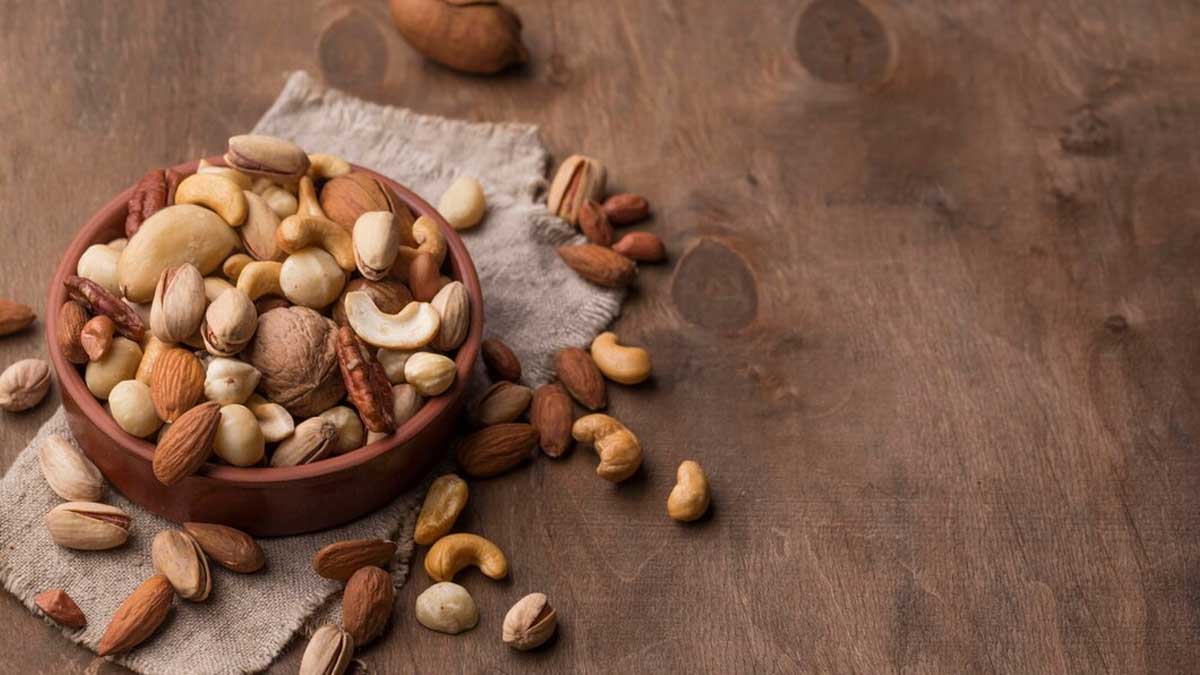 How To Know If You're Overeating Nuts: What Are The Side Effects