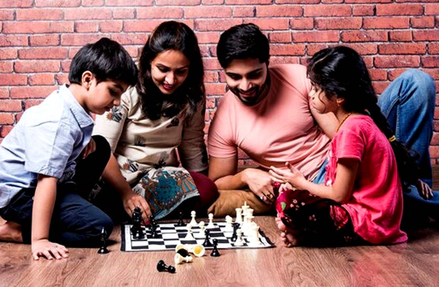 Find family play time