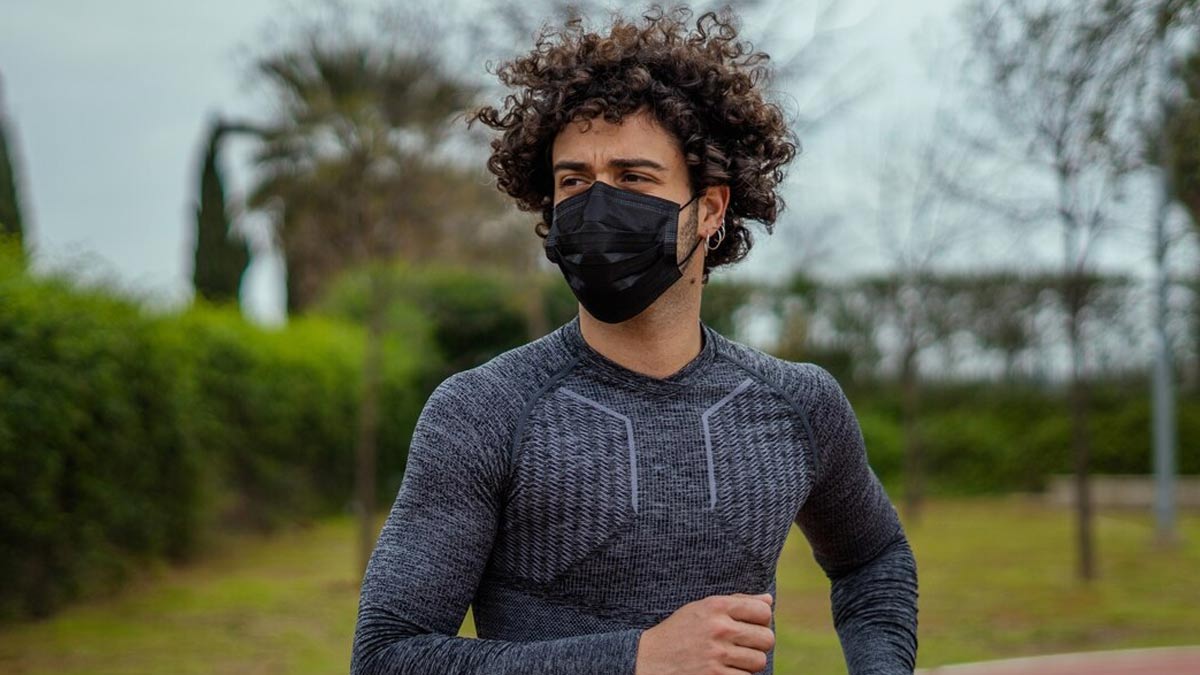 Delhi's Air Quality Turning Toxic: Here's How Outdoor Exercising