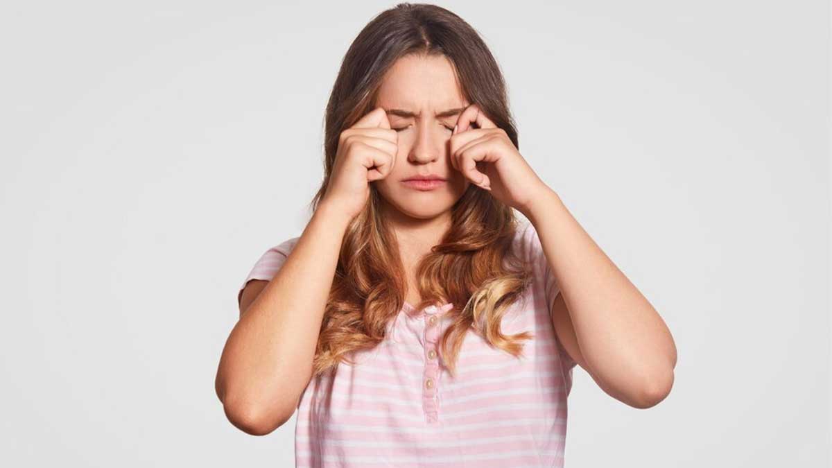 Pollution Can Cause Dry Eyes: Here's How to Protect Your Eyes