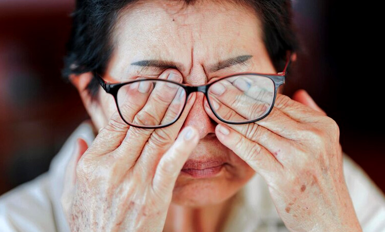 Tips To Protect Eyes From Air Pollution